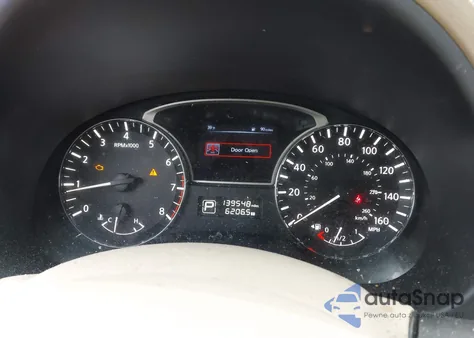 2015 Nissan Altima 2.5 Sv z USA, uszkodzony, nr VIN 1N4AL3AP9FC444449